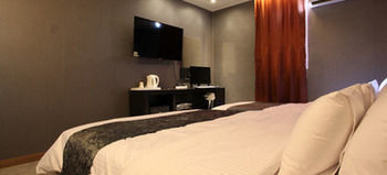 Lineplus Hotel Gimpo Exteriör bild