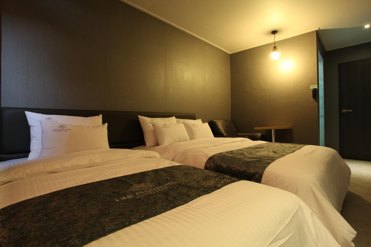 Lineplus Hotel Gimpo Exteriör bild